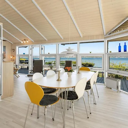 Lovely Home In Haderslev With House Sea View Дом отдыха